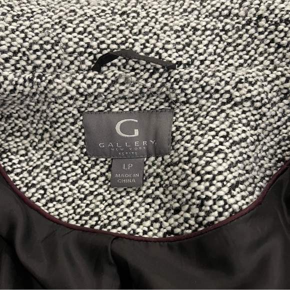 Gallery New York Bouncy Wool Fully Lined Button Up Coat - Picture 3 of 8